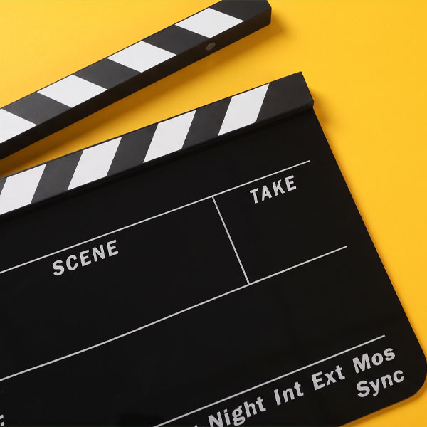 Professional video studio and production stage in Montreal for corporate, web and digital productions